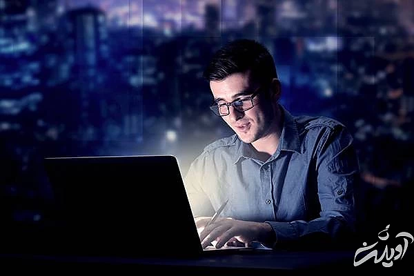 راه کارهایی برای رفع سردردهای کامپیوتری نور صفحه کامپیوتر